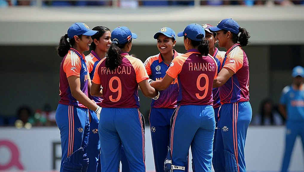 154/9 से 89 रन: शादाब खान और हारिस रऔफ का रिकॉर्ड, और लाहौर में इंग्लैंड के 241 का ऑडिट